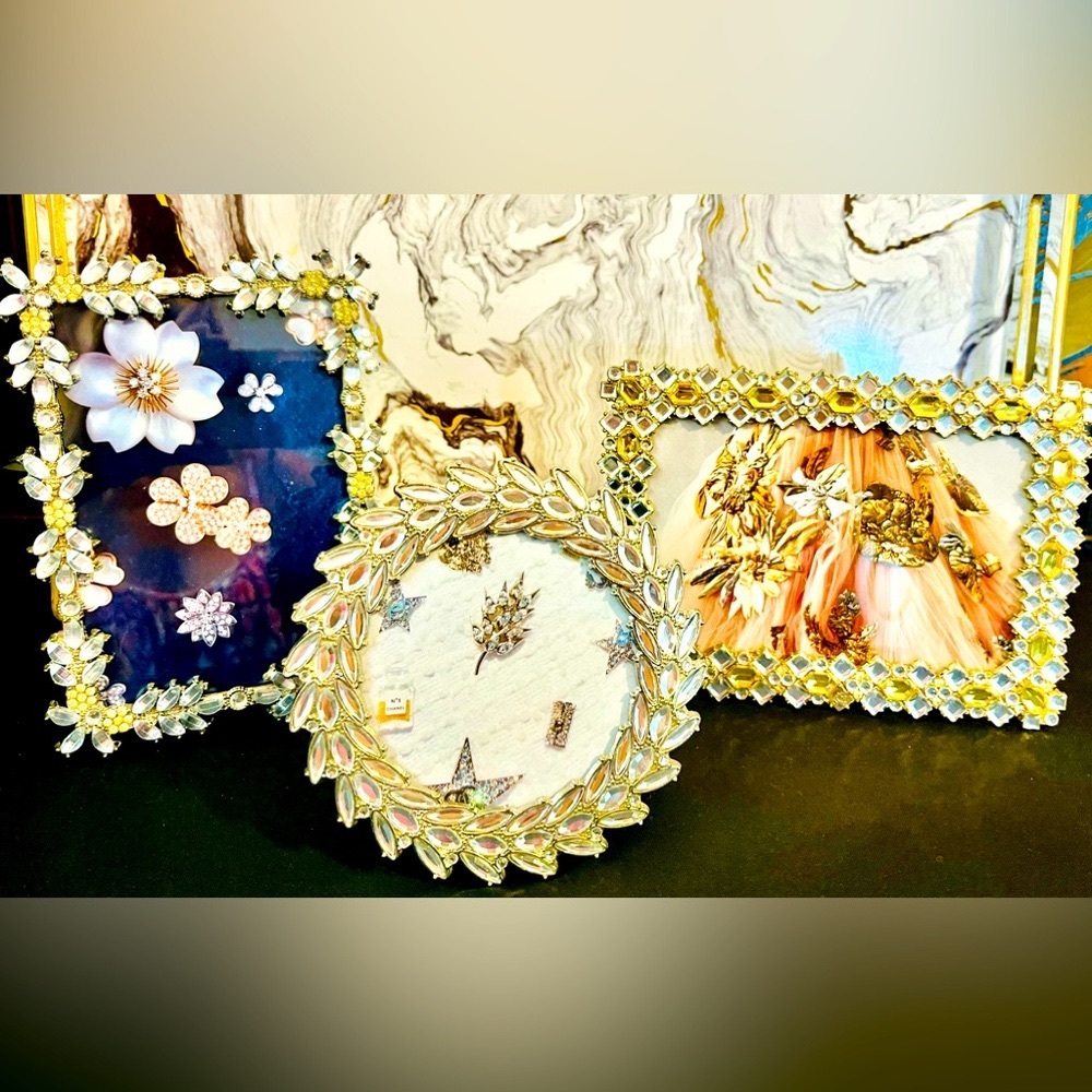 Gorgeous Set of 3 Mirror Jeweled Photo Frames.
